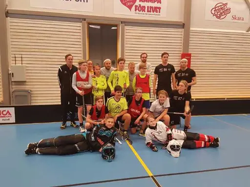 Anton Schöld, Lukas Lilja, Sebastian Evertsson och Emil Skillermo på plats för att stötta våra ungdomar i deras utveckling!