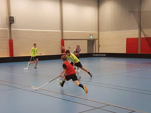 Anton Schöld, Lukas Lilja, Sebastian Evertsson och Emil Skillermo på plats för att stötta våra ungdomar i deras utveckling!