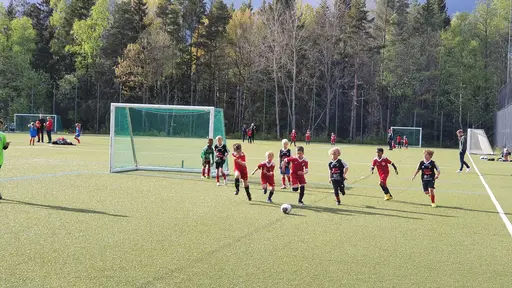 Killarna var super duktiga och tack för våra fans som klättrade berg för att komma och se oss!!