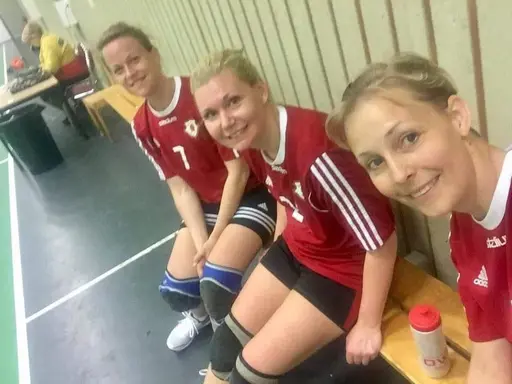 På bilden till höger: Anna Alsborger, Josefine Grandin och Sofia Dahl från Trim-SM i Göteborg 2017. 