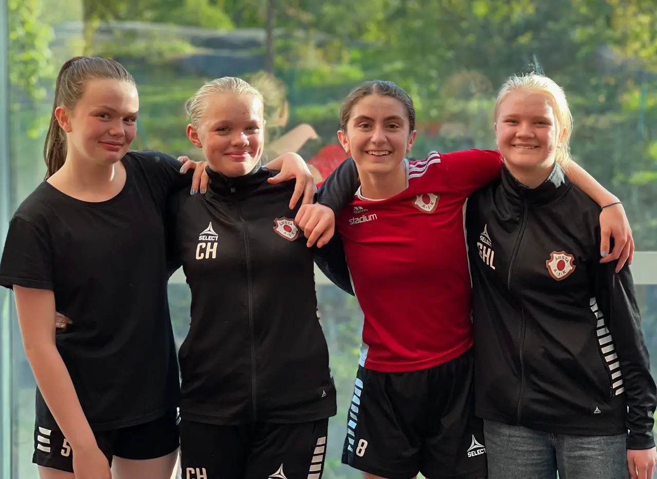 fr.v. Anna Dückhow, Charlotte Holmberg, Julia Tseligkaridou, Sonja Hellman – på bild saknas Alice Sjödahl