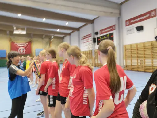 Ett urval av bilder från Håtunaleken i vackert höstväder under helgen
