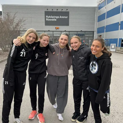 Emilia, Clara, Fanny, Märta och Tilda