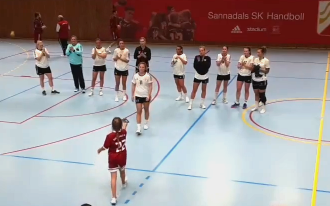 Julia Öqvist Matchens lirare för Årstaiterna