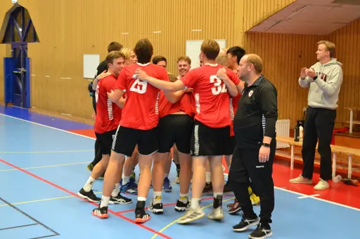 Vinst 28-27. Foto: Per Nordqvist.