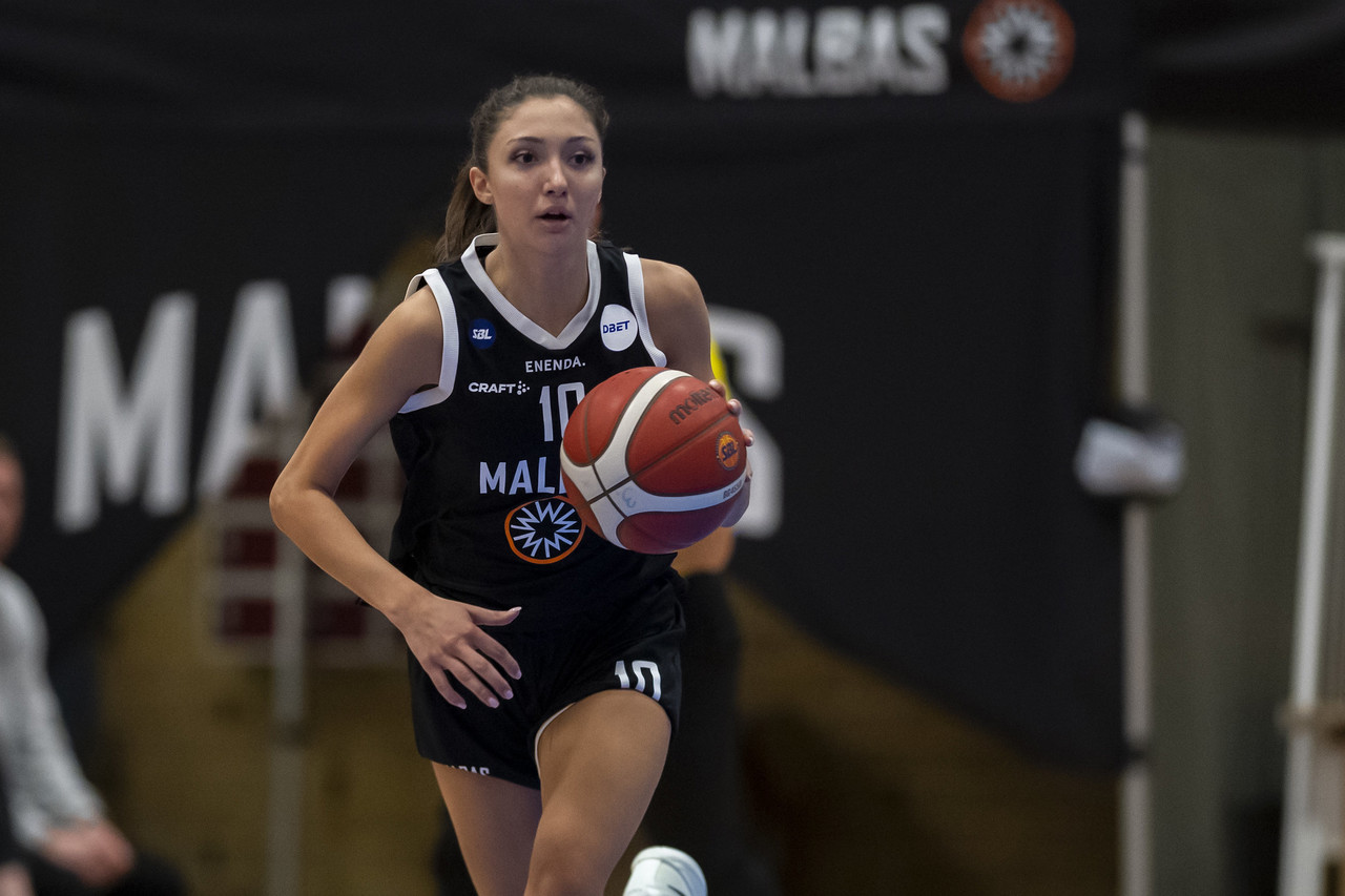 Melissa Yildirim (bilden) stod för 15 poäng i vinstmatchen mot Alvik. Foto: Nisse Nilsson