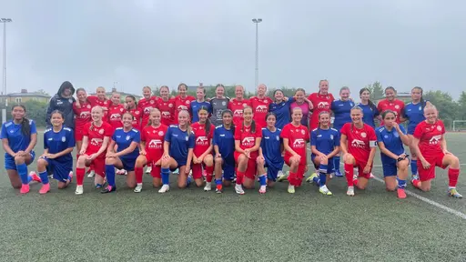 Southampton Town United Soccer Club på besök på Lomma IP