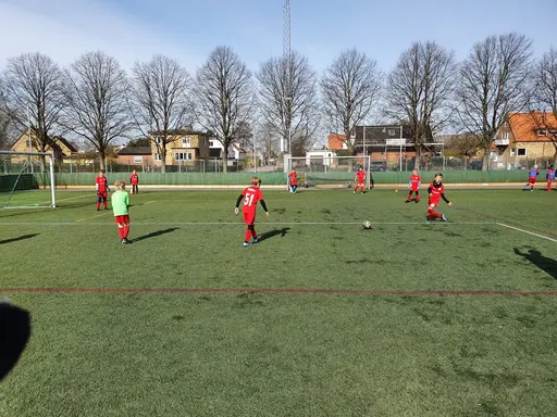 Foton från P2011s internmatcher 200410