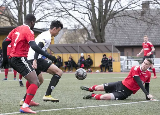 2019-04-13 Lomma IP  Premiärmatchen blev dessvärre en förlust med 0-1.