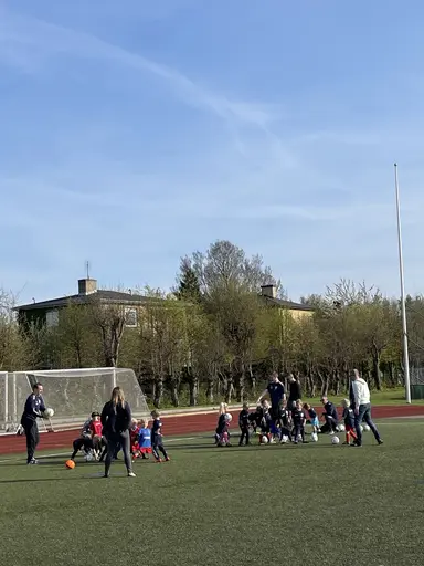 Lite bilder från årets knattesläpp och även Swedbank är traditionsenligt på plats  