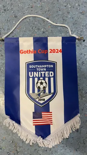Southampton Town United Soccer Club på besök på Lomma IP