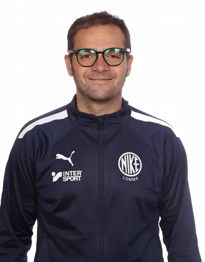 Målskyttarna Niklas Mårtensson och Antonio Pavlovski samt avgående Tränaren Haris Saranovic