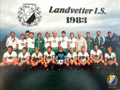 Landvetter IS A-lag 1983 & 1996, Landvetter IS P84 (1999), Landvetter IS Juniorer 1971, LIS A-lag 1995, Landvetter IS Juniorer (1982), LIS P89 (2003), LIS A-lag 1992, LIS A-lag 2001, LIS A-lag 1990,