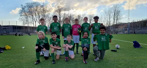 Fantastiskt fotbollsväder i mitten av april