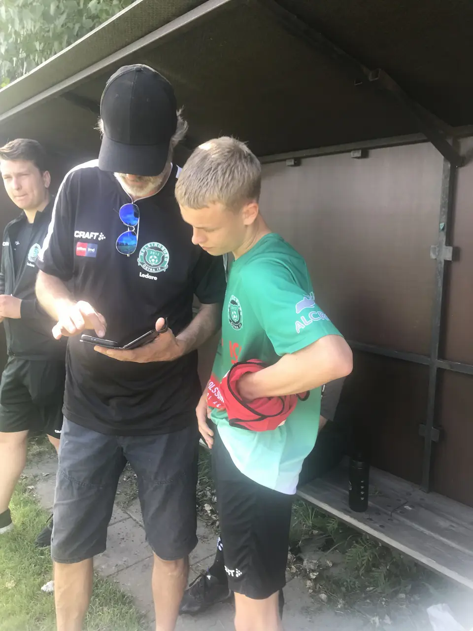 Junioren Joel Wallberg inför sin debut.