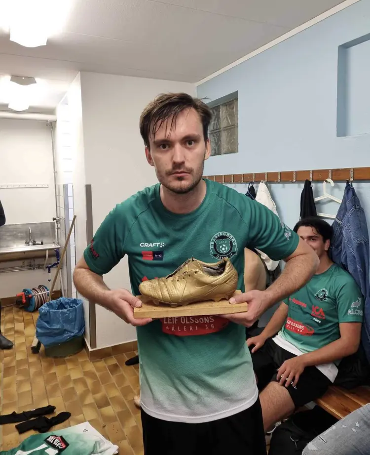 Emil Sandrå, kapten och fyramålsskytt mot Viken.