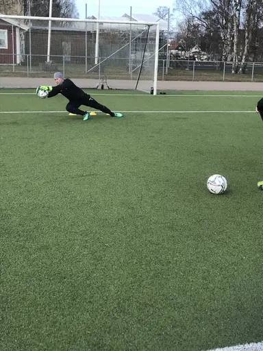 Förväntan i luften inför premiären.