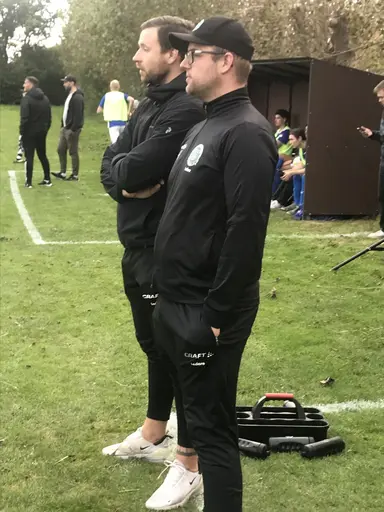 Härliga bilder från matchen och slutsignalen.
