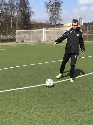 Förväntan i luften inför premiären.