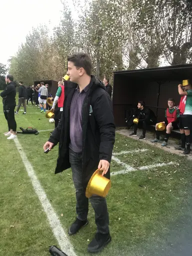 Härliga bilder från matchen och slutsignalen.
