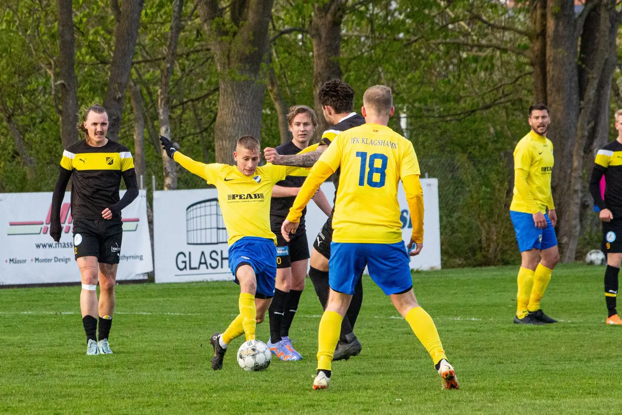 Råstedt och Jeppa försökte rå på IF Lödde
