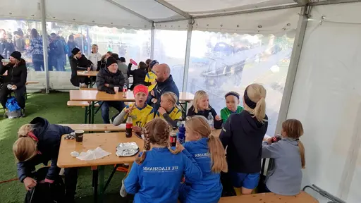 Två lag regerade på Trelleborg Cup 2022! Cupen var det sista för utesäsongen detta året och under året har truppen växt ytterligare till 35 tjejer. En utmaning men samtidigt en väldigt givande sådan!