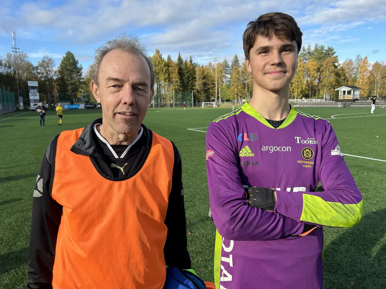 Mats 64 år. Alex 13 år.