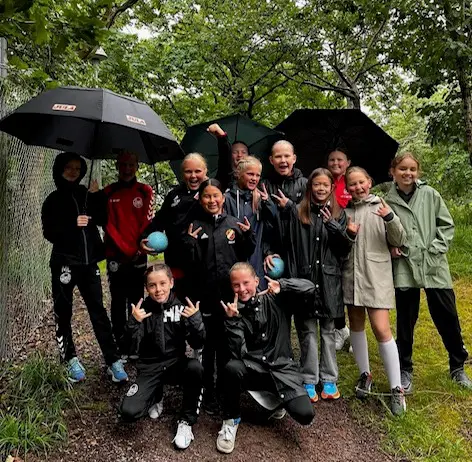 Ett av få utlänska lag vi mötte MTV Dänischenhagen. Med typ samma matchställ som oss :)
