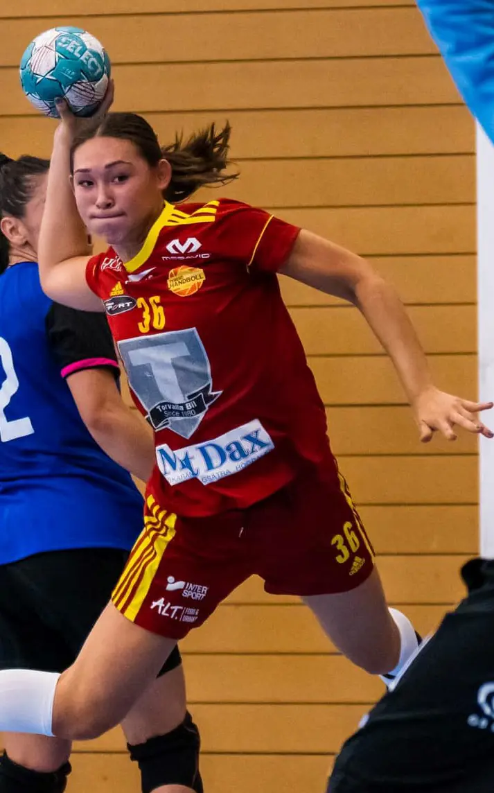 Cassandra Värja in action