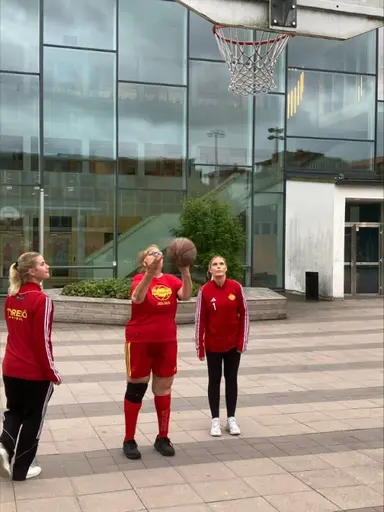Här kan du se 18 bilder från lägret. Tack alla spelare och A-lagsspelarna Moa, Holly, Hanna och Noah för en rolig föreningshelg! Bra jobbat allihop!