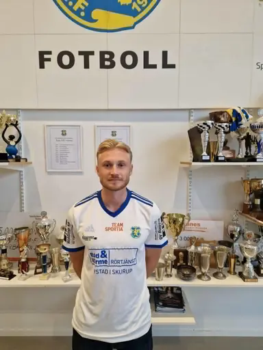 Johannes Johansson, Max Andersen och Emil Svensson fortsätter i Ystads IF under kommande säsong.