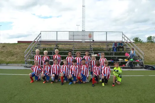 Bilder från vår sommaravslutning 22/6 när vi spelade match mellan ledare och barn, fotbollslekar och korvgrillning vid klubbstugan.