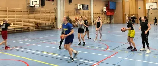 Dam, F06, F07, F08, F09/10, F10 med tvålen, P03-5, P08 ute, P09*2 och P10! (Klicka på bild för större)