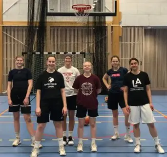 Dam, F06, F07, F08, F09/10, F10 med tvålen, P03-5, P08 ute, P09*2 och P10! (Klicka på bild för större)