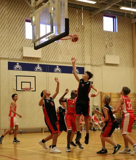 Några extra matchbilder från Steningehöjdens sporthall då P08 vit mötte Sigtuna.