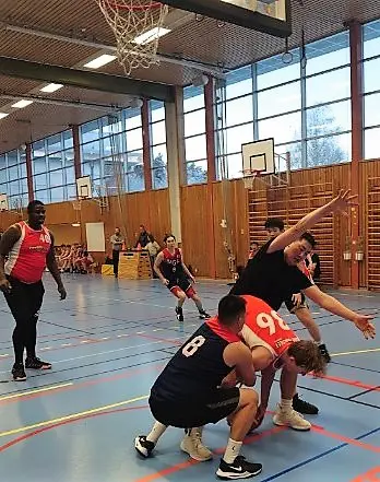 Bra fight i Sollentuna Sporthall!