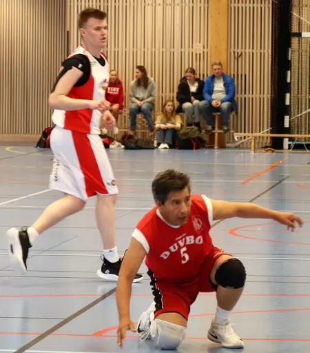 Vibyboysen springer ifrån Duvbo i en härligt svänging match!
