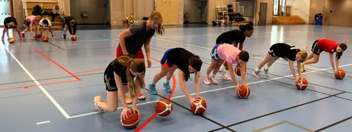 Traditionsenligt efter en cup gjorde vi massa roliga o annorlunda övningar