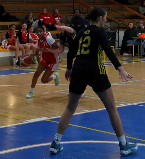 Röda laget besegrar AIK på bortaplan i F09 Nivå 1!