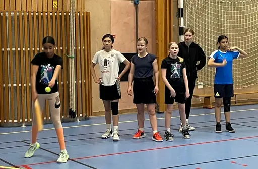 Å vi fortsatte med Brännboll