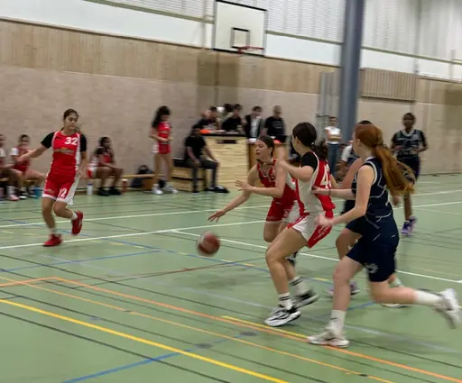 Vita lagen i F09 Fun och F10 Fun som tog Silver resp Brons samt "ja må de spela" för Alice, Amanda o Roberta.