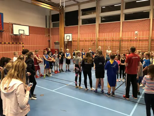 15/12-2017: Klubbens årliga julavslutning som F04 iår hade ansvaret för, vilket blev jättelyckat!