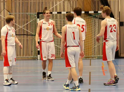 Vibys Herr2-boys besegrar Köping med +50 poäng!