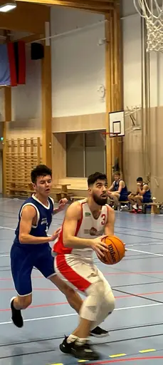 Boysen springer ifrån Västerås
