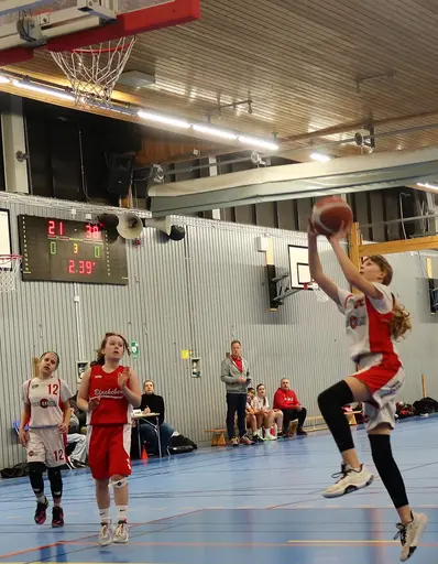 Supertjejerna besegrar Blackeberg Beckomberga med 56-32.