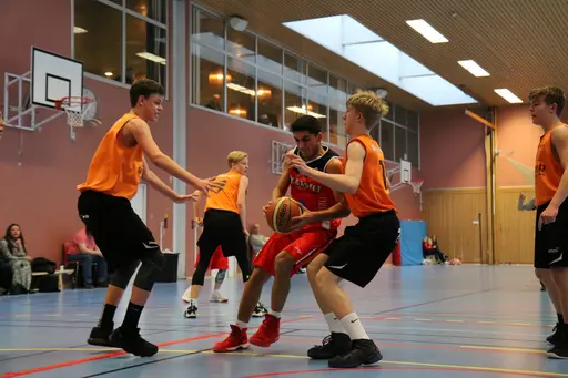 Gabriel, Jacob samt Adam W & Amer mot Norrköping. Adam W o Albin mot Täby.