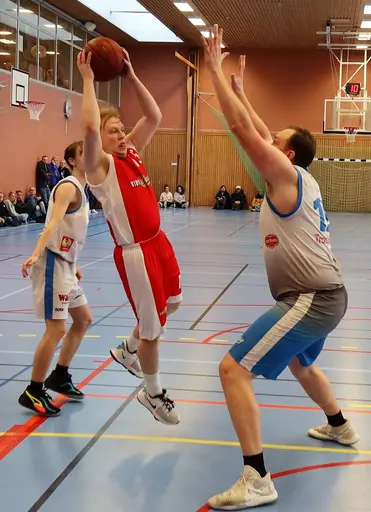 Vibyboysen tar en skön revansch på lokalkonkurrenten Tureberg!