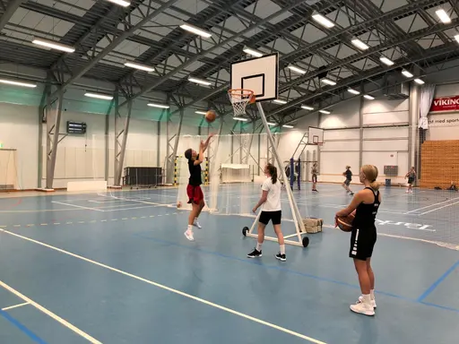 11/7-2019: Uppstartsläger på Åland för F05-02, en rolig och tuff vecka med massor av träning. Vi hittade också en ny kompis, katten Gurkan (Alicia valde namn).