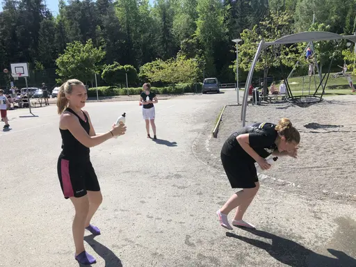 19/5-2018: Klubbens gemensamma säsongsavslutning i form av Streebasket blev för F04 väldigt lyckat både basketmässigt men också vattenkrigsmässigt!
