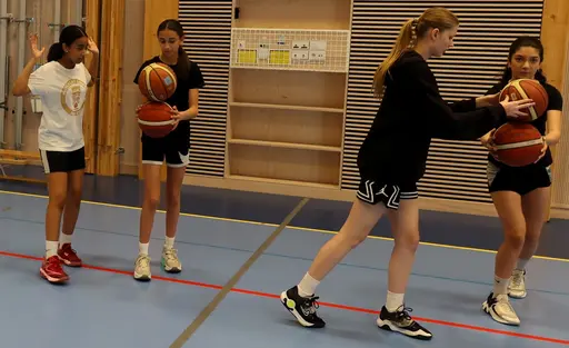 Traditionsenligt efter en cup gjorde vi massa roliga o annorlunda övningar
